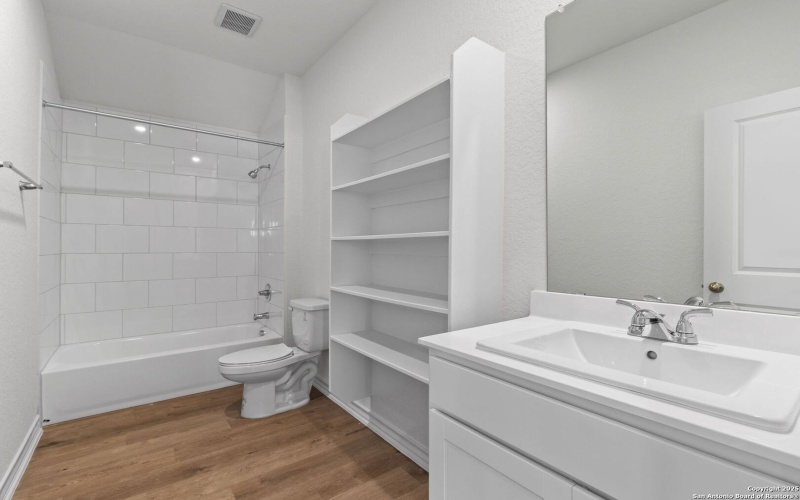 4962 Don Julio, San Antonio, TX 78222, 3 Bedrooms Bedrooms, ,2 BathroomsBathrooms,Residential,For Sale,4962 Don Julio,0,1906727