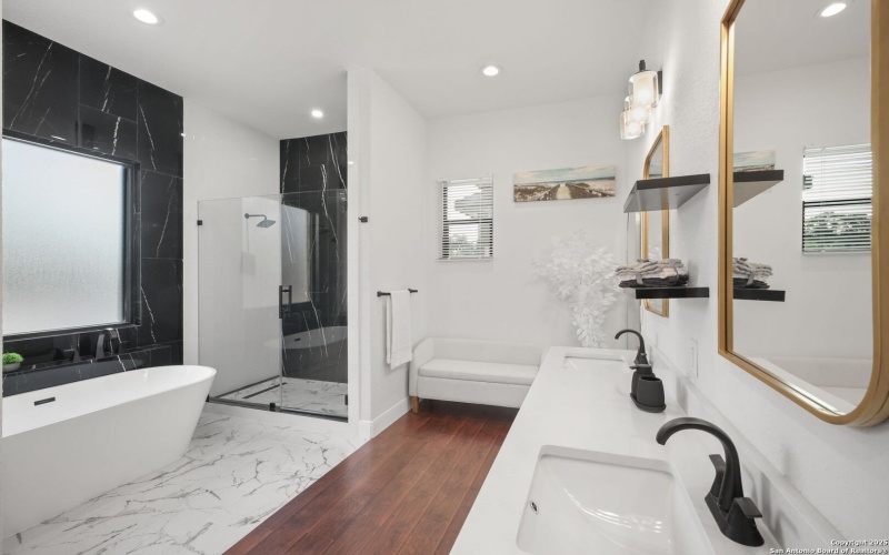 643 Mystic parkway, Spring Branch, TX 78070, 4 Habitaciones Habitaciones , ,5 BañosBaños,Residential,En Venta,643 Mystic parkway,0,1906819