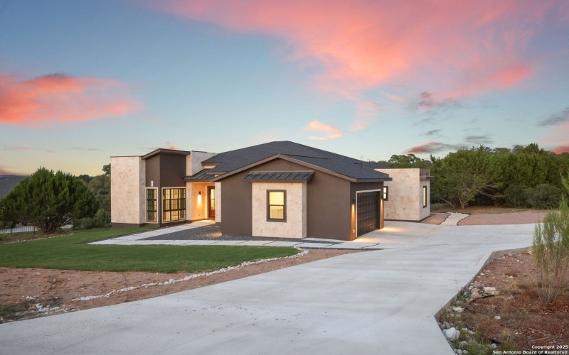 643 Mystic parkway, Spring Branch, TX 78070, 4 Habitaciones Habitaciones , ,5 BañosBaños,Residential,En Venta,643 Mystic parkway,0,1906819