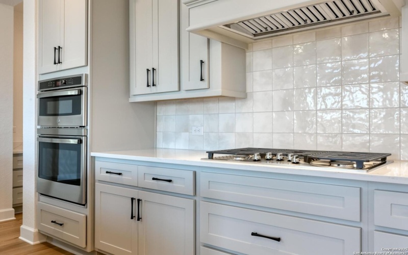 178 Annette Drive, Castroville, TX 78009, 5 Bedrooms Bedrooms, ,5 BathroomsBathrooms,Residential,For Sale,178 Annette Drive,0,1898845