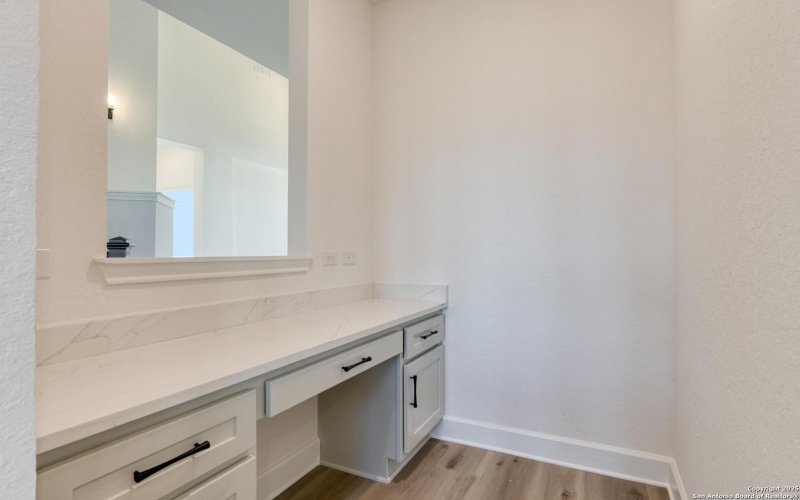 178 Annette Drive, Castroville, TX 78009, 5 Bedrooms Bedrooms, ,5 BathroomsBathrooms,Residential,For Sale,178 Annette Drive,0,1898845