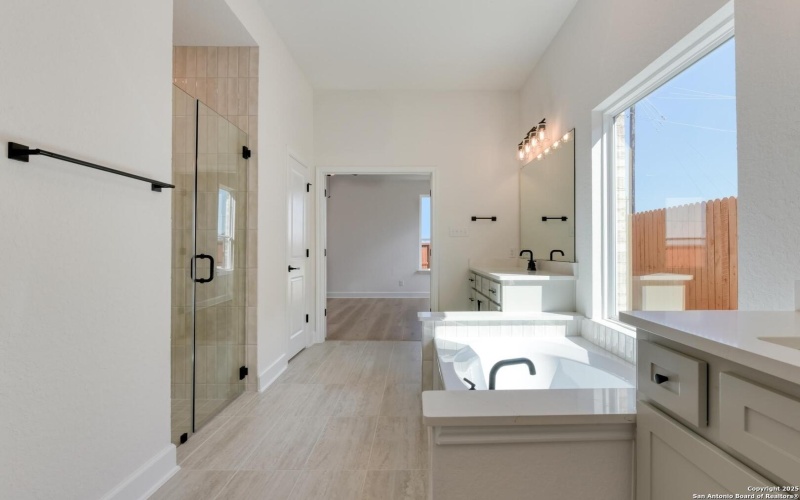 178 Annette Drive, Castroville, TX 78009, 5 Bedrooms Bedrooms, ,5 BathroomsBathrooms,Residential,For Sale,178 Annette Drive,0,1898845