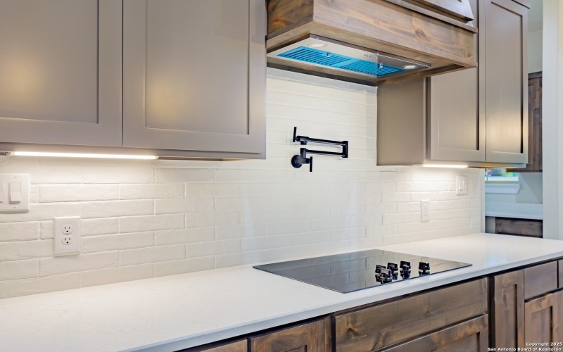 205 Timber Place, La Vernia, TX 78121, 4 Habitaciones Habitaciones , ,3 BañosBaños,Residential,En Venta,205 Timber Place,0,1894505