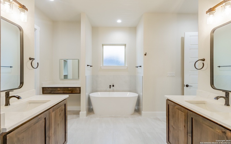 205 Timber Place, La Vernia, TX 78121, 4 Habitaciones Habitaciones , ,3 BañosBaños,Residential,En Venta,205 Timber Place,0,1894505