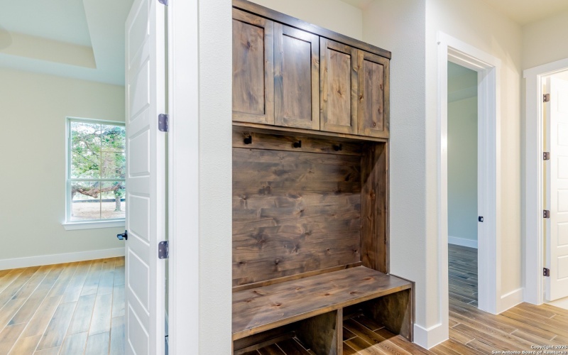 205 Timber Place, La Vernia, TX 78121, 4 Habitaciones Habitaciones , ,3 BañosBaños,Residential,En Venta,205 Timber Place,0,1894505