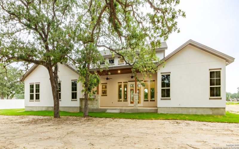 205 Timber Place, La Vernia, TX 78121, 4 Habitaciones Habitaciones , ,3 BañosBaños,Residential,En Venta,205 Timber Place,0,1894505