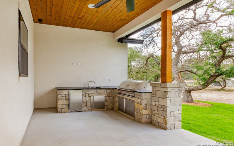 205 Timber Place, La Vernia, TX 78121, 4 Habitaciones Habitaciones , ,3 BañosBaños,Residential,En Venta,205 Timber Place,0,1894505