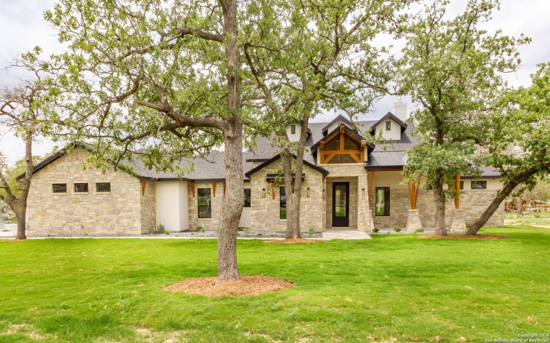 205 Timber Place, La Vernia, TX 78121, 4 Habitaciones Habitaciones , ,3 BañosBaños,Residential,En Venta,205 Timber Place,0,1894505