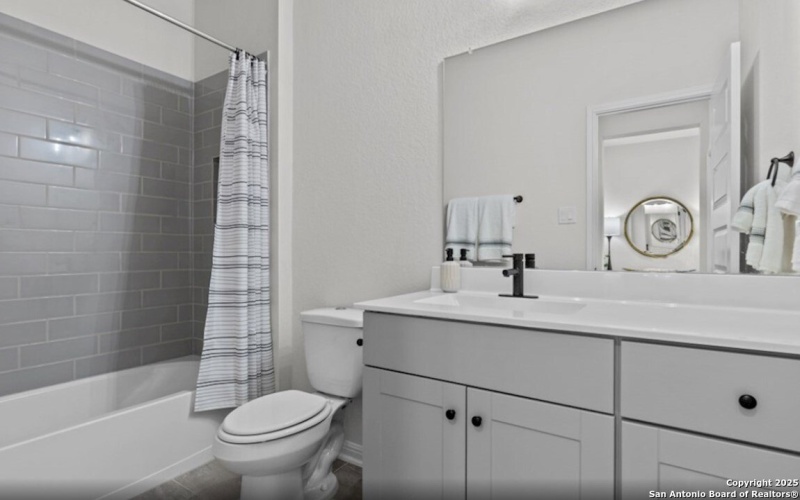 1917 La Grande Jatte, San Antonio, TX 78253, 5 Habitaciones Habitaciones , ,3 BañosBaños,Residential,En Venta,1917 La Grande Jatte,0,1899214