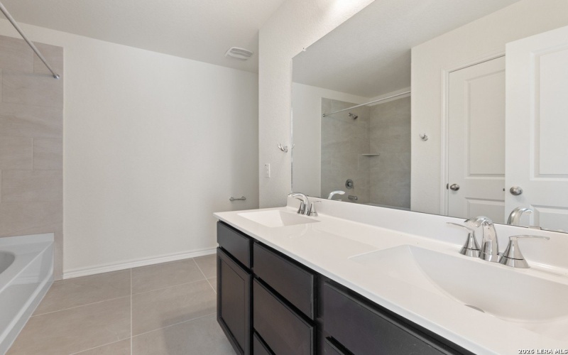 4530 OTRA OTRA DRIVE, San Antonio, TX 78222, 3 Habitaciones Habitaciones , ,2 BañosBaños,Residential,En Venta,4530 OTRA OTRA DRIVE,0,1907979