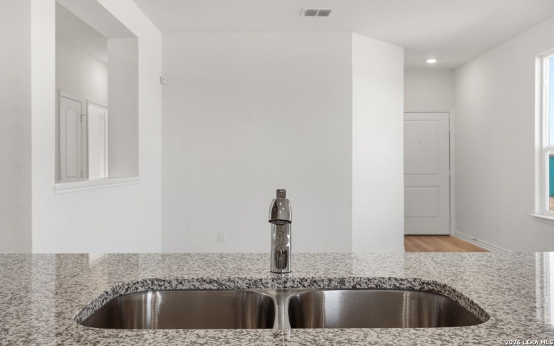 10037 JAGGER AVENUE, Converse, TX 78109, 3 Habitaciones Habitaciones , ,2 BañosBaños,Residential,En Venta,10037 JAGGER AVENUE,0,1894878