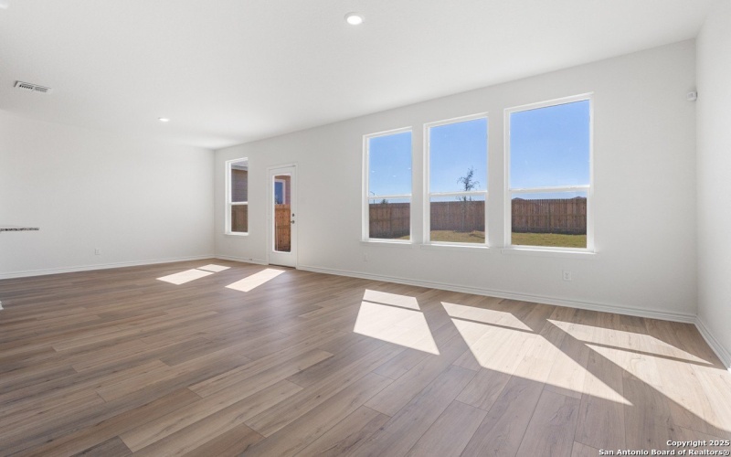 10030 JAGGER AVENUE, Converse, TX 78109, 3 Habitaciones Habitaciones , ,2 BañosBaños,Residential,En Venta,10030 JAGGER AVENUE,0,1895238