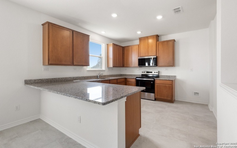 14426 GOPHER COVE, Elmendorf, TX 78112, 3 Habitaciones Habitaciones , ,2 BañosBaños,Residential,En Venta,14426 GOPHER COVE,0,1895290