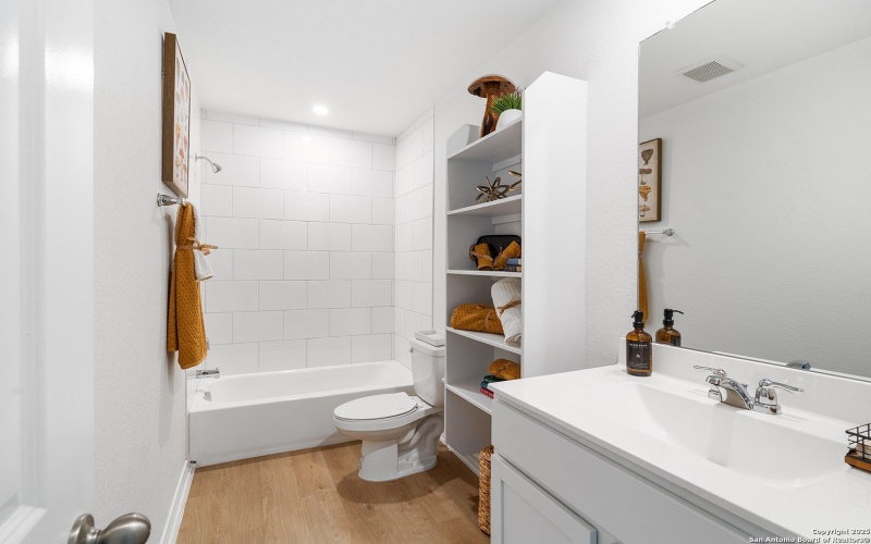 4970 Don Julio, San Antonio, TX 78222, 4 Bedrooms Bedrooms, ,2 BathroomsBathrooms,Residential,For Sale,4970 Don Julio,0,1909570