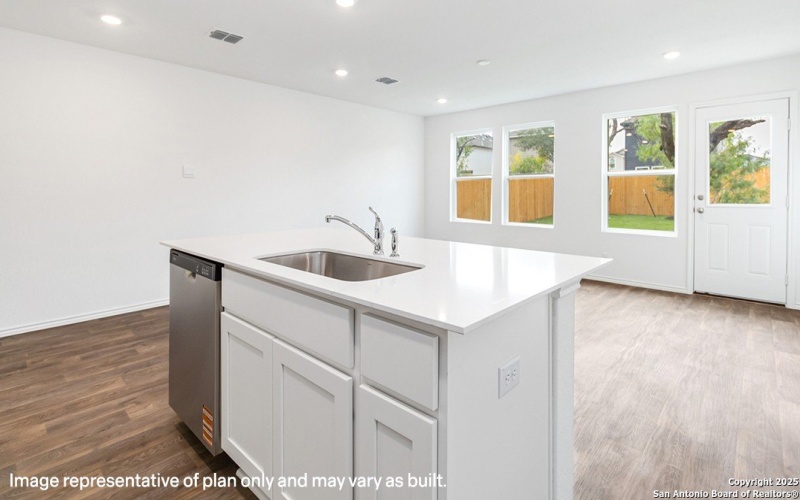 5942 Cinnabar Corner, San Antonio, TX 78222, 3 Habitaciones Habitaciones , ,2 BañosBaños,Residential,En Venta,5942 Cinnabar Corner,0,1909862