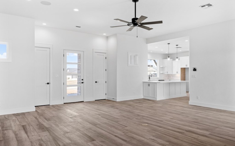 4528-12 Comanche Trace Dr, Kerrville, TX 78028, 3 Habitaciones Habitaciones , ,3 BañosBaños,Residential,En Venta,4528-12 Comanche Trace Dr,118500