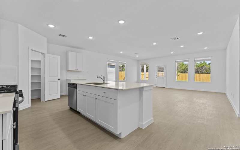 14839 Taradeau, San Antonio, TX 78254, 4 Habitaciones Habitaciones , ,3 BañosBaños,Residential,En Venta,14839 Taradeau,0,1895932