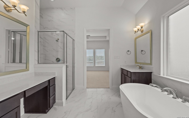 2820 Reeves Ln, Schertz, TX 78108, 4 Habitaciones Habitaciones , ,5 BañosBaños,Residential,En Venta,2820 Reeves Ln,0,1895988