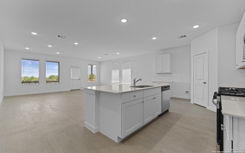 14926 Taradeau, San Antonio, TX 78254, 4 Bedrooms Bedrooms, ,3 BathroomsBathrooms,Residential,For Sale,14926 Taradeau,0,1895991