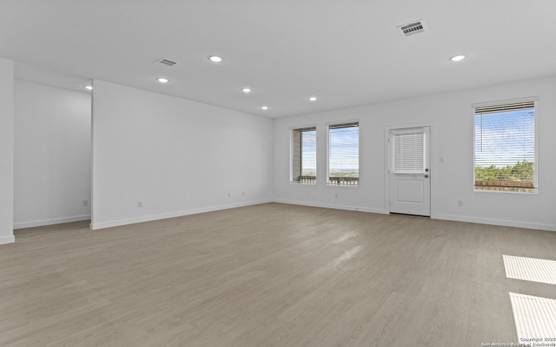 14926 Taradeau, San Antonio, TX 78254, 4 Bedrooms Bedrooms, ,3 BathroomsBathrooms,Residential,For Sale,14926 Taradeau,0,1895991