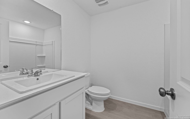 101 Autumn Trail, Floresville, TX 78114, 3 Bedrooms Bedrooms, ,2 BathroomsBathrooms,Residential,For Sale,101 Autumn Trail,0,1896057