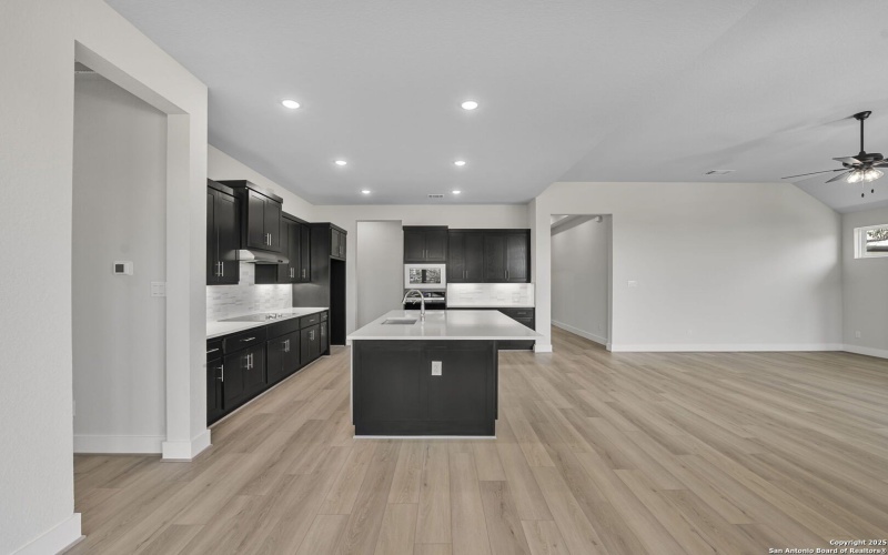 6821 Arbor Falls, Fair Oaks Ranch, TX 78015, 4 Habitaciones Habitaciones , ,3 BañosBaños,Residential,En Venta,6821 Arbor Falls,0,1896186