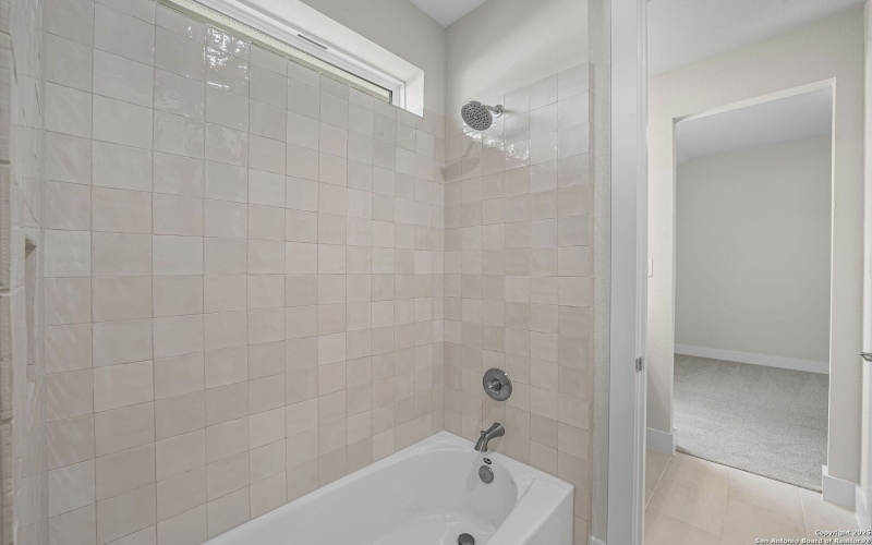 6821 Arbor Falls, Fair Oaks Ranch, TX 78015, 4 Habitaciones Habitaciones , ,3 BañosBaños,Residential,En Venta,6821 Arbor Falls,0,1896186