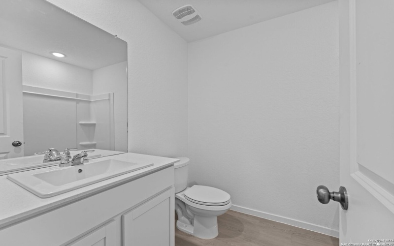 109 Autumn Trail, Floresville, TX 78114, 3 Bedrooms Bedrooms, ,2 BathroomsBathrooms,Residential,For Sale,109 Autumn Trail,0,1896378