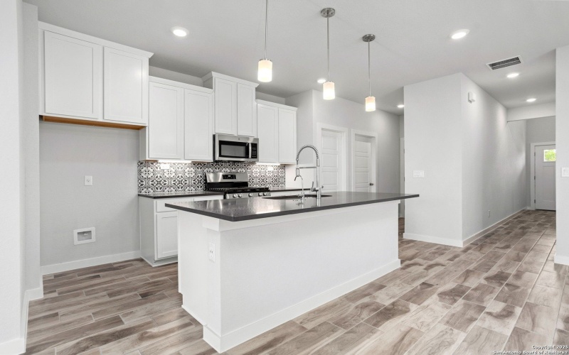 771 Fort Leonard, San Antonio, TX 78245, 4 Bedrooms Bedrooms, ,3 BathroomsBathrooms,Residential,For Sale,771 Fort Leonard,0,1911122