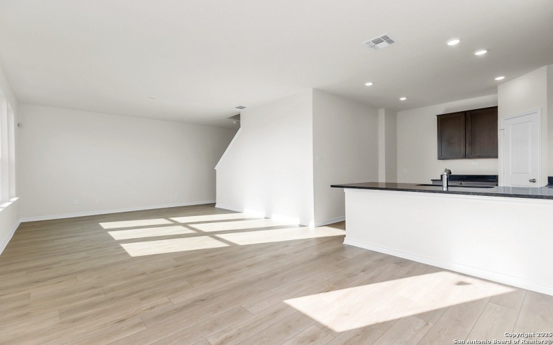 9406 GRIFFITH RUN, Converse, TX 78109, 3 Habitaciones Habitaciones , ,2 BañosBaños,Residential,En Venta,9406 GRIFFITH RUN,0,1911472