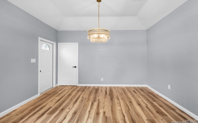 618 S San Gabriel, San Antonio, TX 78237, 3 Bedrooms Bedrooms, ,2 BathroomsBathrooms,Residential,For Sale,618 S San Gabriel,0,1912287