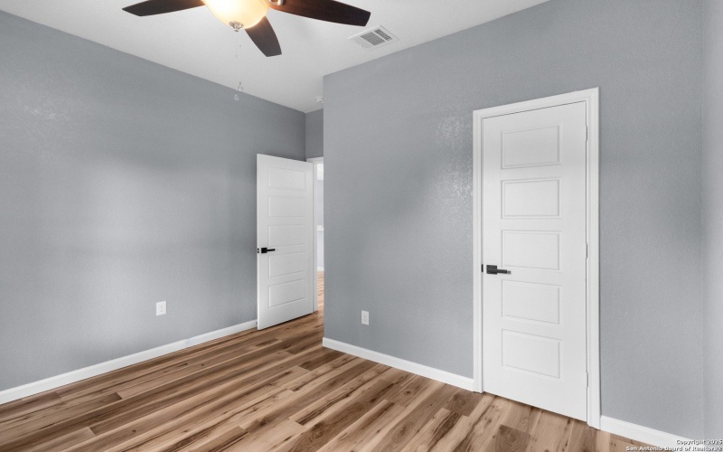 618 S San Gabriel, San Antonio, TX 78237, 3 Bedrooms Bedrooms, ,2 BathroomsBathrooms,Residential,For Sale,618 S San Gabriel,0,1912287