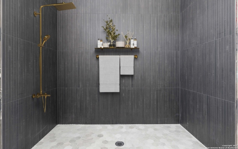 1123 Ledge Path, Canyon Lake, TX 78133, 4 Habitaciones Habitaciones , ,5 BañosBaños,Residential,En Venta,1123 Ledge Path,0,1912480