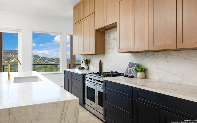 1123 Ledge Path, Canyon Lake, TX 78133, 4 Habitaciones Habitaciones , ,5 BañosBaños,Residential,En Venta,1123 Ledge Path,0,1912480