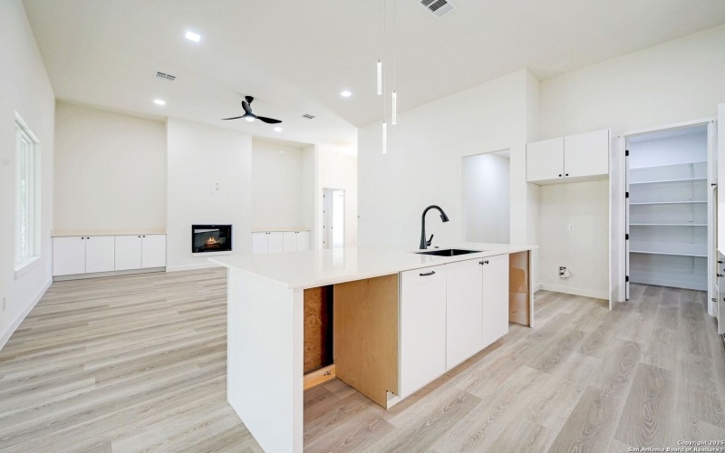 443 Let's Roll Drive, Fischer, TX 78623, 3 Habitaciones Habitaciones , ,2 BañosBaños,Residential,En Venta,443 Let's Roll Drive,0,1910218