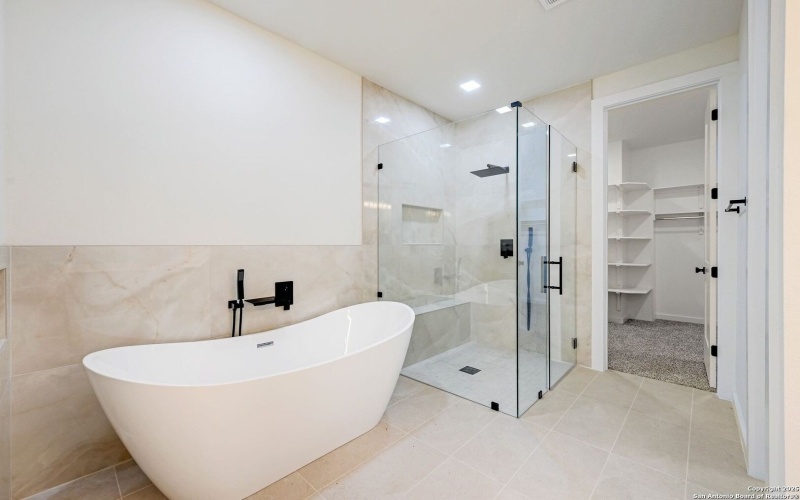 443 Let's Roll Drive, Fischer, TX 78623, 3 Habitaciones Habitaciones , ,2 BañosBaños,Residential,En Venta,443 Let's Roll Drive,0,1910218