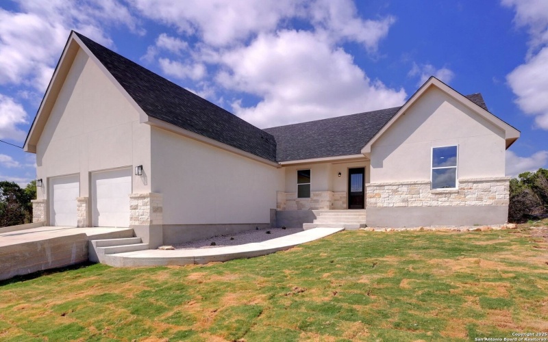 443 Let's Roll Drive, Fischer, TX 78623, 3 Habitaciones Habitaciones , ,2 BañosBaños,Residential,En Venta,443 Let's Roll Drive,0,1910218