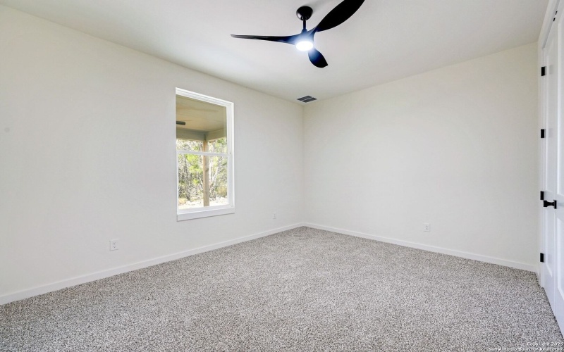 443 Let's Roll Drive, Fischer, TX 78623, 3 Habitaciones Habitaciones , ,2 BañosBaños,Residential,En Venta,443 Let's Roll Drive,0,1910218