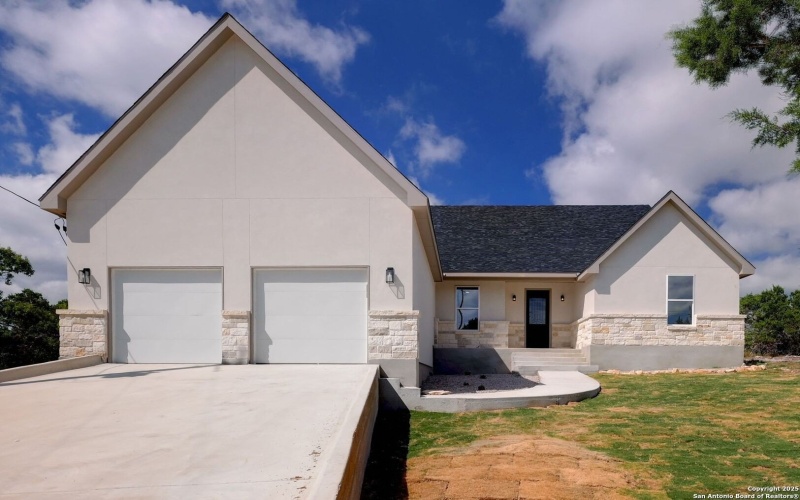 443 Let's Roll Drive, Fischer, TX 78623, 3 Habitaciones Habitaciones , ,2 BañosBaños,Residential,En Venta,443 Let's Roll Drive,0,1910218