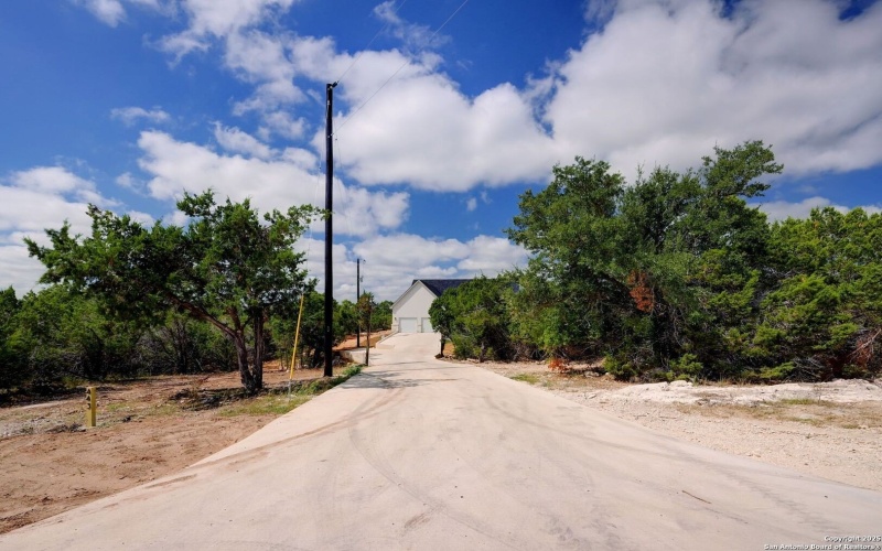 443 Let's Roll Drive, Fischer, TX 78623, 3 Habitaciones Habitaciones , ,2 BañosBaños,Residential,En Venta,443 Let's Roll Drive,0,1910218