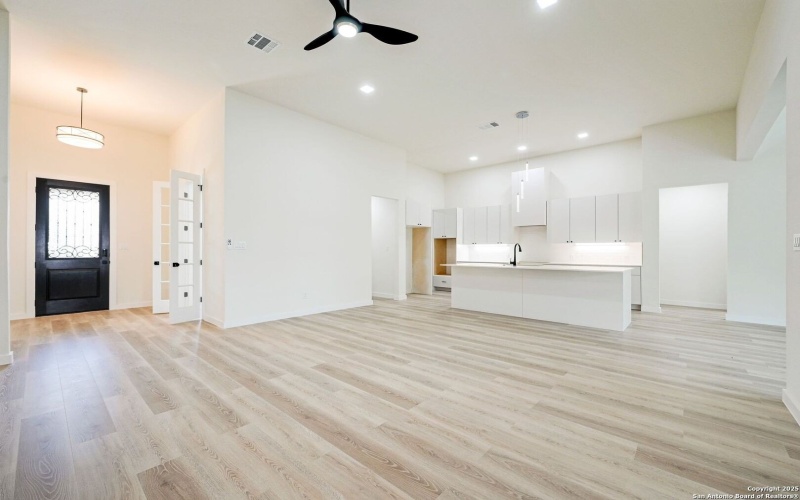 443 Let's Roll Drive, Fischer, TX 78623, 3 Habitaciones Habitaciones , ,2 BañosBaños,Residential,En Venta,443 Let's Roll Drive,0,1910218