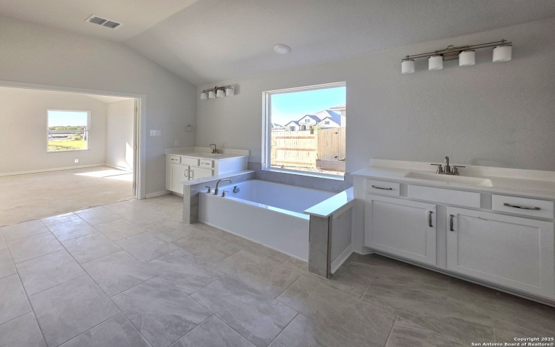 12918 Horseback Pl, Schertz, TX 78154, 3 Habitaciones Habitaciones , ,2 BañosBaños,Residential,En Venta,12918 Horseback Pl,0,1910696