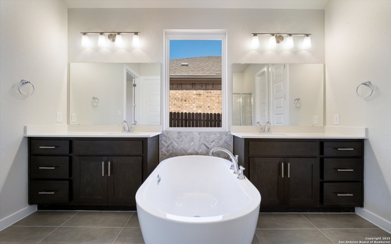 349 Vuelo, New Braunfels, TX 78132, 4 Bedrooms Bedrooms, ,3 BathroomsBathrooms,Residential,For Sale,349 Vuelo,0,1912319