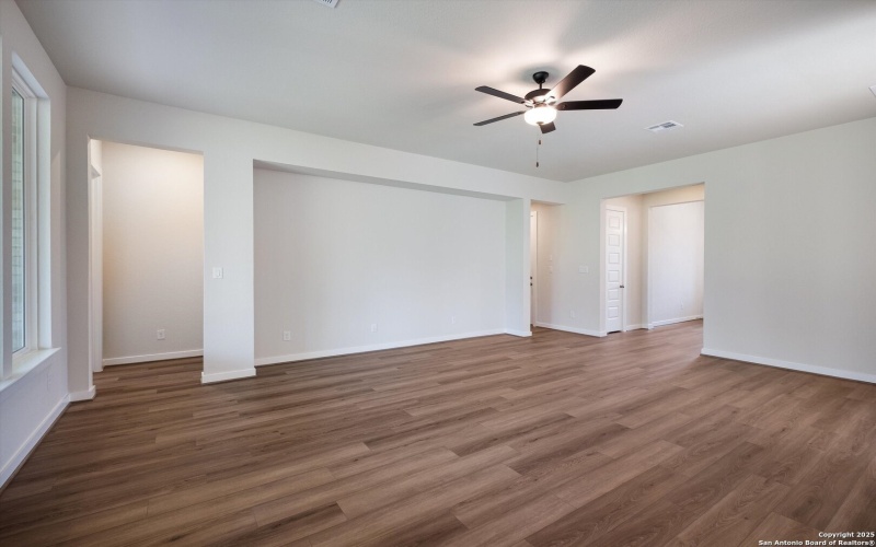 349 Vuelo, New Braunfels, TX 78132, 4 Bedrooms Bedrooms, ,3 BathroomsBathrooms,Residential,For Sale,349 Vuelo,0,1912319