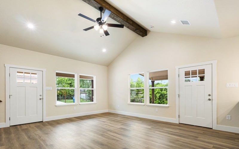 302 Riley Way, Kerrville, TX 78028, 3 Habitaciones Habitaciones , ,2 BañosBaños,Residential,En Venta,302 Riley Way,118910