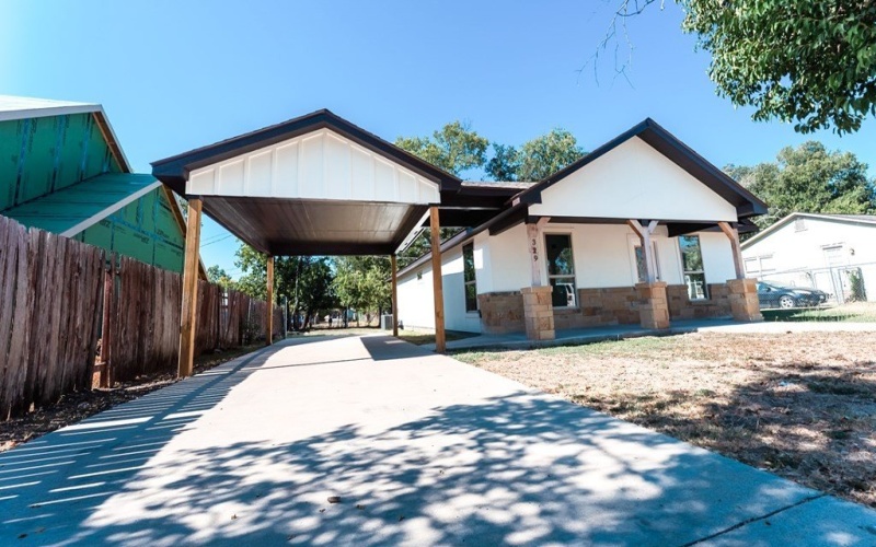 329 Cottage St, Kerrville, TX 78028, 3 Bedrooms Bedrooms, ,2 BathroomsBathrooms,Residential,For Sale,329 Cottage St,0,118931