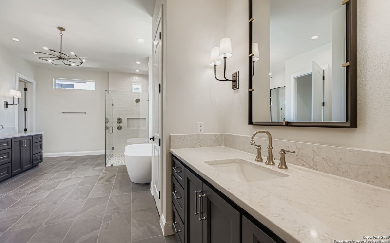 6907 Bluff Run, San Antonio, TX 78257, 4 Habitaciones Habitaciones , ,5 BañosBaños,Residential,En Venta,6907 Bluff Run,0,1918144