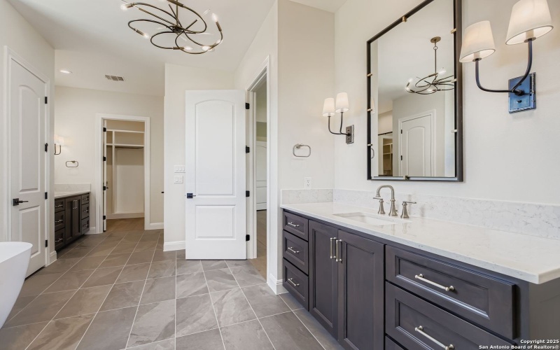 6907 Bluff Run, San Antonio, TX 78257, 4 Habitaciones Habitaciones , ,5 BañosBaños,Residential,En Venta,6907 Bluff Run,0,1918144