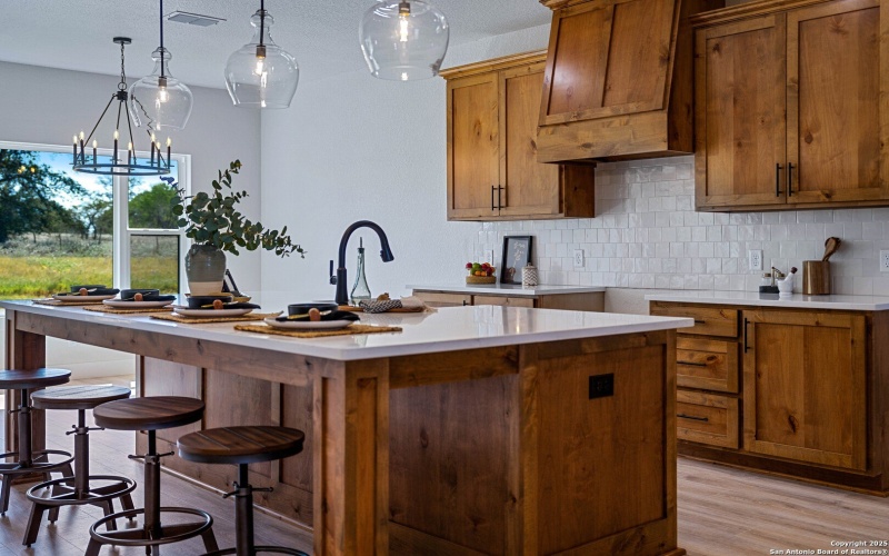 156 Firewheel Loop, Floresville, TX 78114, 4 Habitaciones Habitaciones , ,3 BañosBaños,Residential,En Venta,156 Firewheel Loop,0,1913638