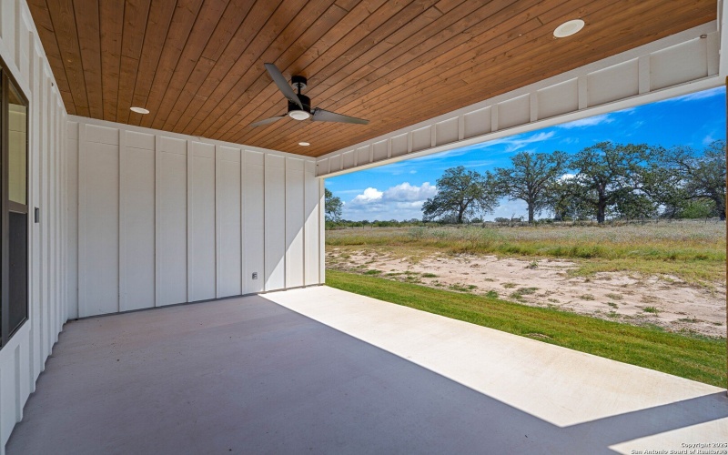 156 Firewheel Loop, Floresville, TX 78114, 4 Habitaciones Habitaciones , ,3 BañosBaños,Residential,En Venta,156 Firewheel Loop,0,1913638